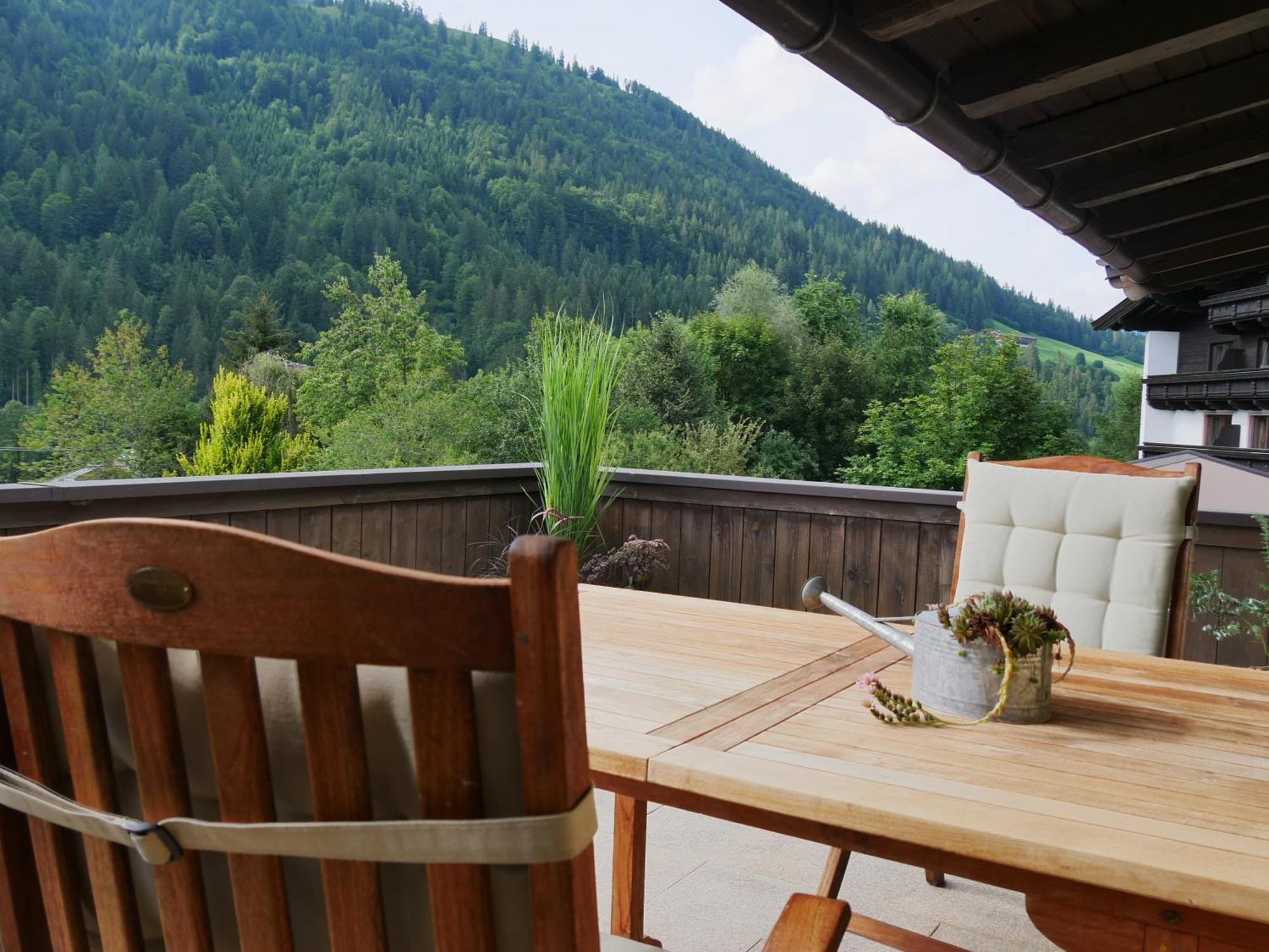 Apartmenthaus Thussn, Cozy & Quiet Location, Hiking & Mtb, 티롤 키르흐베르크 외부 사진